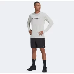 Tee-shirt De Trail Adidas Terrex Primeblue Trail Graphic Non-Dyed -Location de vêtements d'extérieur. 015c6a9ac10ef996c363f4a2a46d387182e31b68 E22ADIDTEH2200978 4