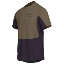 Tee-shirt De Trail Norrona Senja Equaliser Lightweight T-shirt M's Olive Night -Location de vêtements d'extérieur. 23ee14a7e5118081d21816478830f55baea65cf0 E23NORRTTH3342738 3