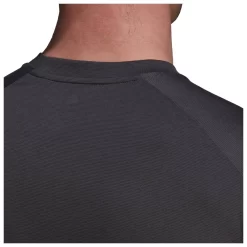 Tee-shirt De Rando Adidas MT Tee Black 10 Tee-shirt De Rando Adidas MT Tee Black -Location de vêtements d'extérieur. 348d7fd37859ff6a252cc0f7848a9971635d72ee E22ADIDTTH2214605 12