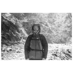 Veste De Rando Millet K Hybrid Gtx Jkt Saphir Rouge -Location de vêtements d'extérieur. 4a54beb1be83a2c16f2b78893fdbf104df0dc61e H23MILLTTH2263097 17