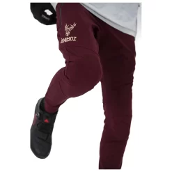 Pantalon VTT Animoz Wild Pant Burgundy -Location de vêtements d'extérieur. 91d87852a78498ae294a59f5942ed66f05309da1 E22ANIMVTT1196284 10
