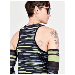 Tee-shirt De Trail Craft CTM Distance Warp Mesh Singlet Multi-Black -Location de vêtements d'extérieur. b38545445705b3bb96d93a5fb01c00660a299f13 E22CRAFTTH1215449 11