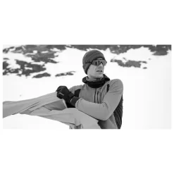 Polaire Norrona Falketind Alpha 120 Zip Hood Indigo Night -Location de vêtements d'extérieur. d7eae52b3c25537d27b3670f966acc0a85fe591b H22NORRTTH1187242 902